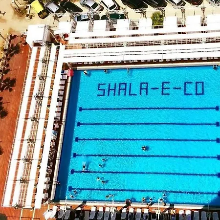 Avela Escape Apartmán Polisi i Vogel