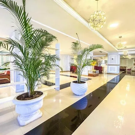 Avela Escape Apartmán Polisi i Vogel