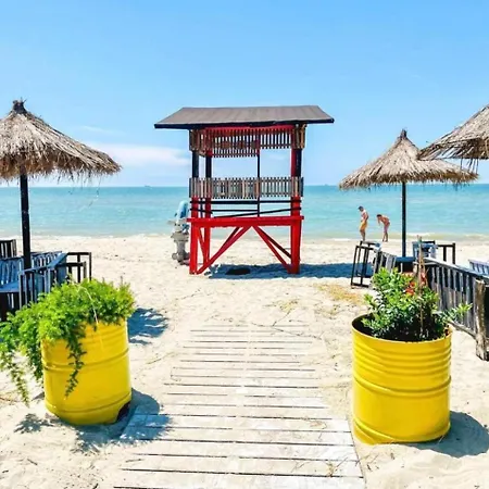 Avela Escape * Polisi i Vogel